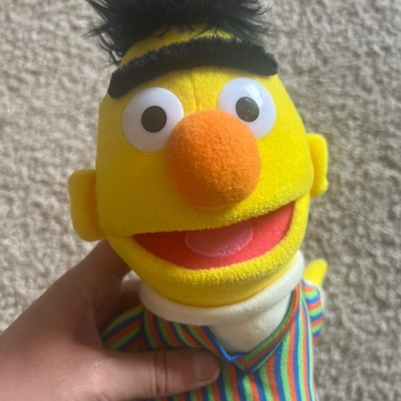 2010 Gund Sesame Street 14" Plush Bert Muppet Doll 075364 Stuffed Animal Toy - Picture 7 of 7